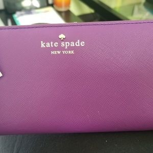 Authentic Kate Spade Wallet EUC